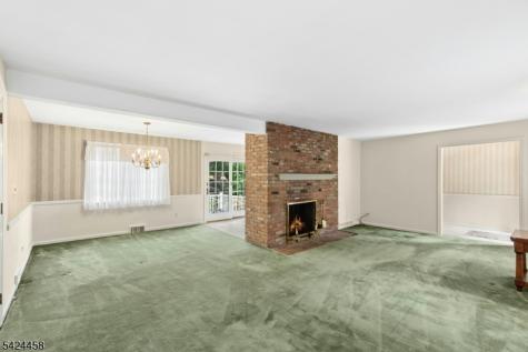 28 Evergreen Drive Berkeley Heights NJ 07922