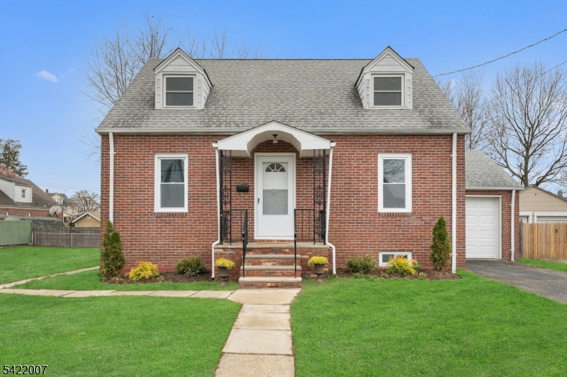 32 N 7th Avenue Manville NJ 08835