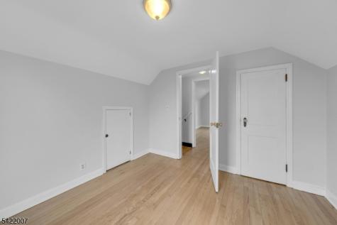 32 N 7th Avenue Manville NJ 08835