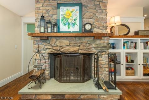 121 Maxim Drive Hopatcong NJ 07843