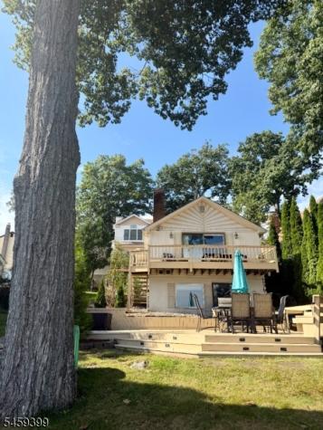 121 Maxim Drive Hopatcong NJ 07843