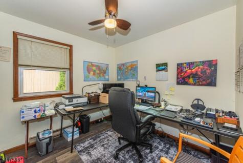 121 Maxim Drive Hopatcong NJ 07843