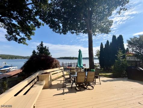 121 Maxim Drive Hopatcong NJ 07843