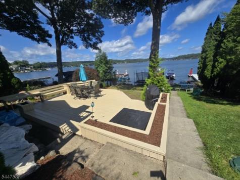 121 Maxim Drive Hopatcong NJ 07843