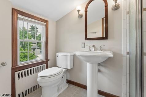 11 Kempshall Terrace Fanwood NJ 07023