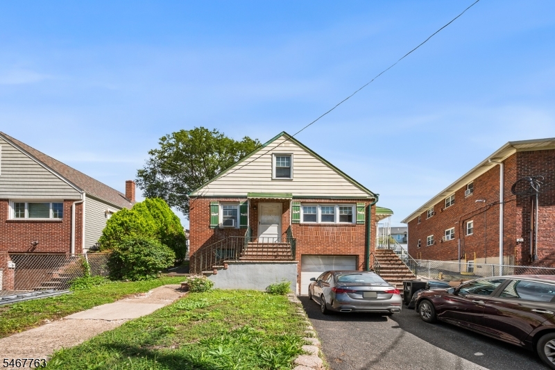 552 Main Street Lodi NJ 07644