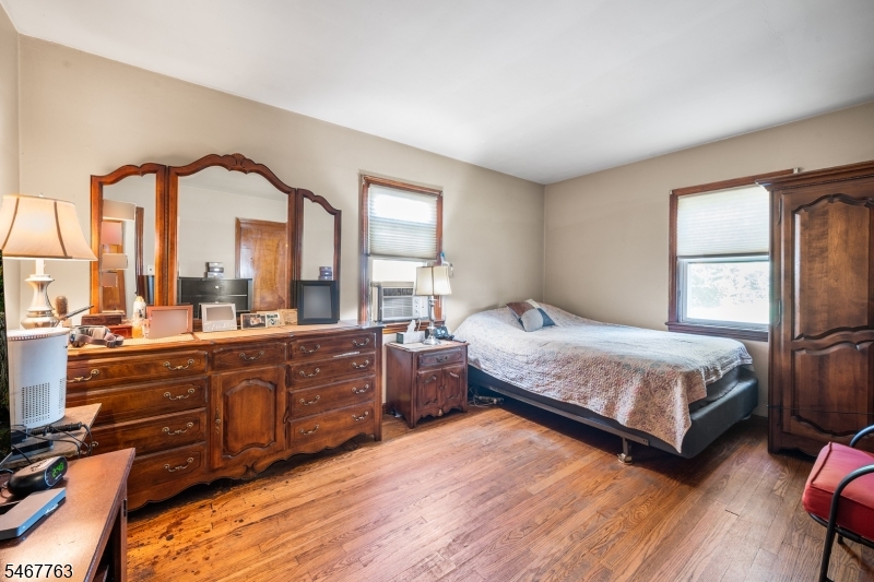 552 Main Street Lodi NJ 07644