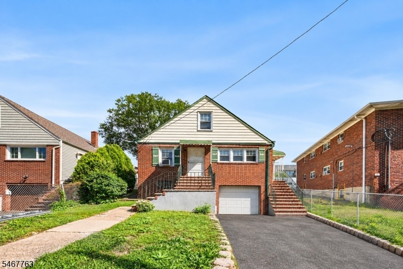 552 Main Street Lodi NJ 07644