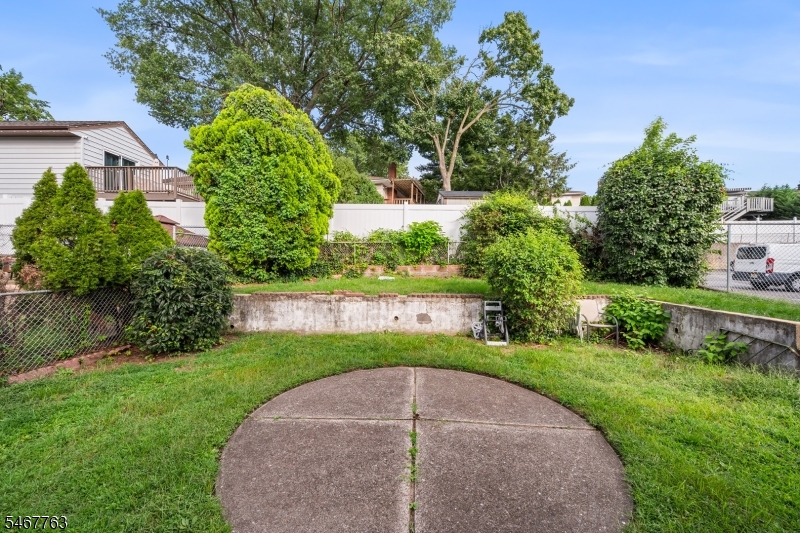 552 Main Street Lodi NJ 07644