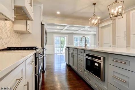 44 Melrose Drive Livingston NJ 07039