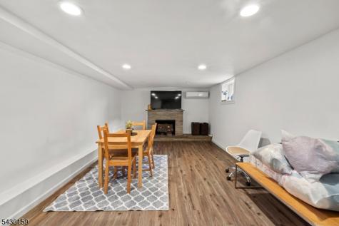 180 Hadley Avenue Clifton NJ 07011
