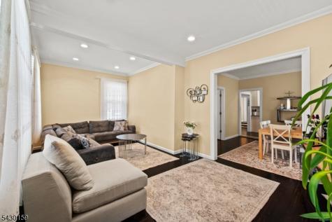 180 Hadley Avenue Clifton NJ 07011