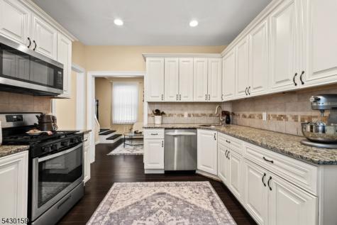 180 Hadley Avenue Clifton NJ 07011
