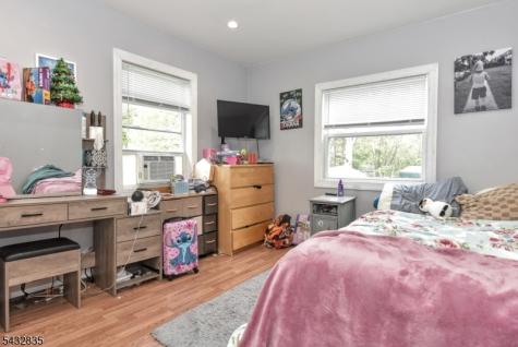 42 Kanouse Road West Milford NJ 07435