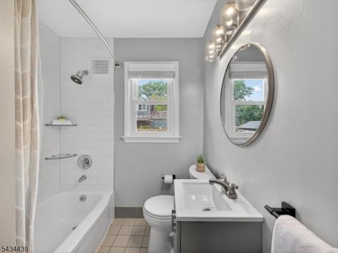 246 Hickory Street Washington NJ 07676