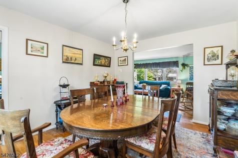 37 Manchester Way Montville NJ 07058
