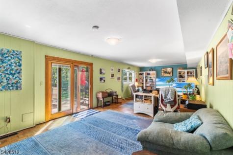 37 Manchester Way Montville NJ 07058