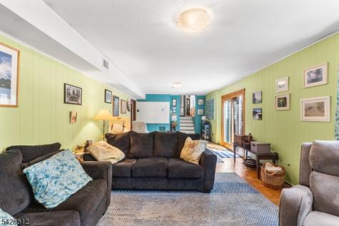 37 Manchester Way Montville NJ 07058