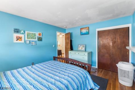 37 Manchester Way Montville NJ 07058