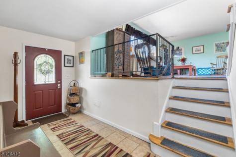 37 Manchester Way Montville NJ 07058