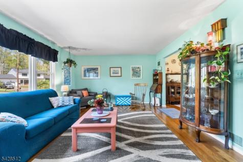 37 Manchester Way Montville NJ 07058