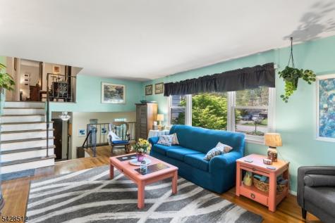 37 Manchester Way Montville NJ 07058
