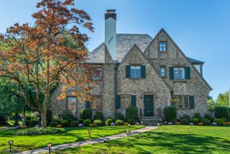 496 Ridgewood Avenue Glen Ridge Boro NJ 07028