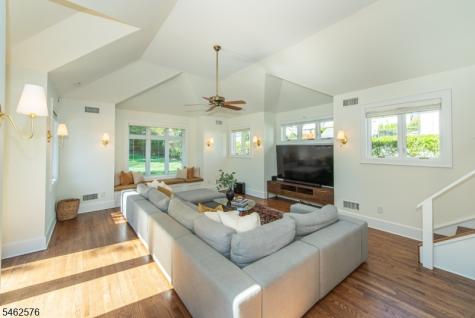 496 Ridgewood Avenue Glen Ridge Boro NJ 07028