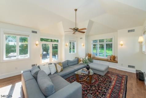 496 Ridgewood Avenue Glen Ridge Boro NJ 07028