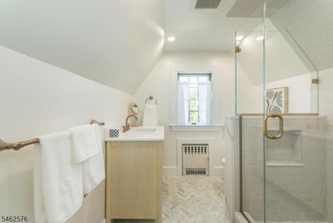 496 Ridgewood Avenue Glen Ridge Boro NJ 07028