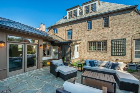496 Ridgewood Avenue Glen Ridge Boro NJ 07028