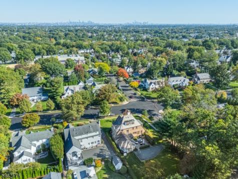496 Ridgewood Avenue Glen Ridge Boro NJ 07028
