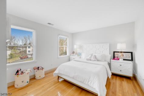 4 Michele Court Wayne NJ 07470