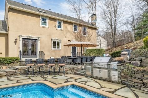4 Michele Court Wayne NJ 07470
