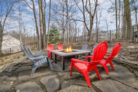 4 Michele Court Wayne NJ 07470