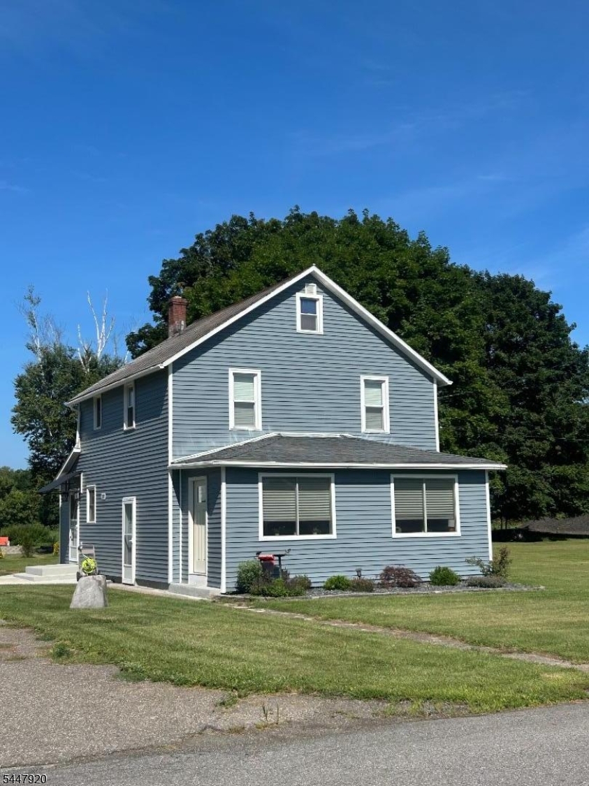 52 Vail Road Blairstown NJ 07832