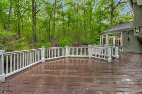 30 Tower Hill Road Mountain Lakes NJ 07046