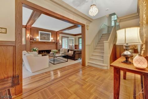 30 Tower Hill Road Mountain Lakes NJ 07046