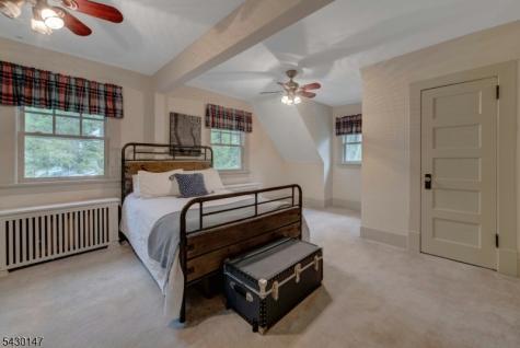 30 Tower Hill Road Mountain Lakes NJ 07046