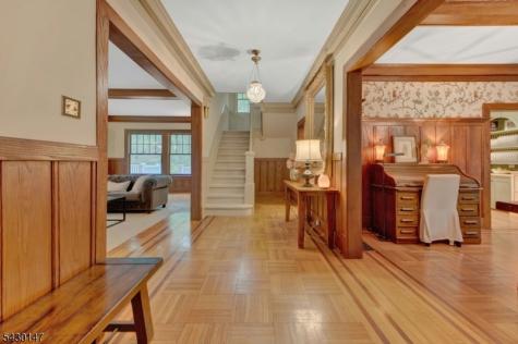 30 Tower Hill Road Mountain Lakes NJ 07046