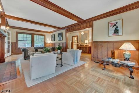 30 Tower Hill Road Mountain Lakes NJ 07046