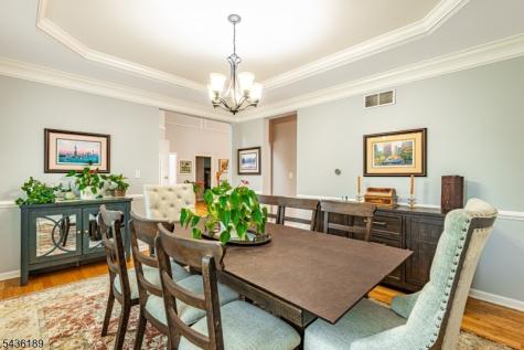 1710 Washington Valley Greenwich NJ 08886