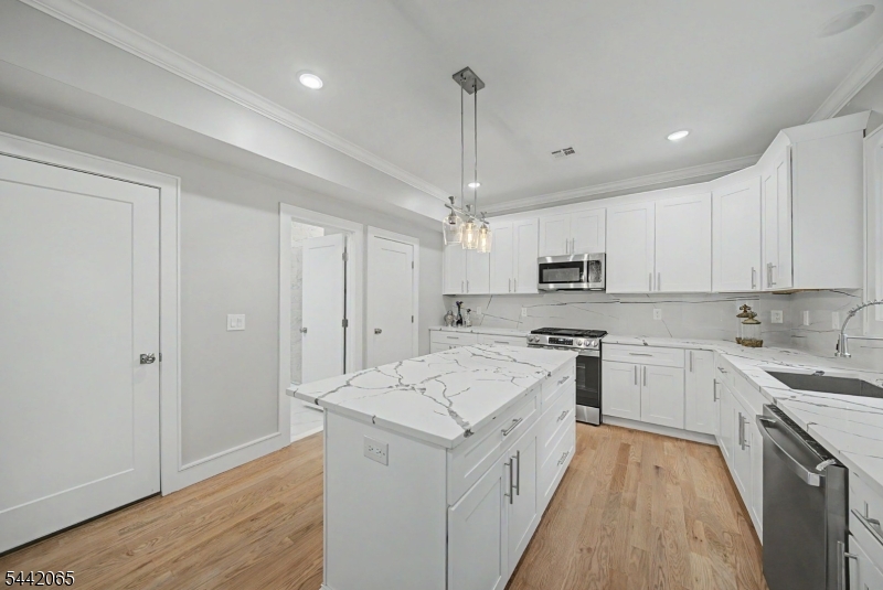 21 Willow Avenue Randolph NJ 07869