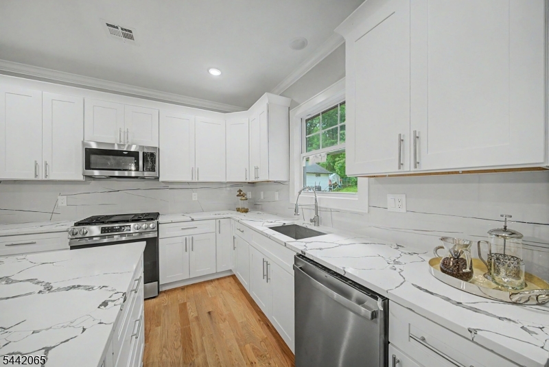 21 Willow Avenue Randolph NJ 07869