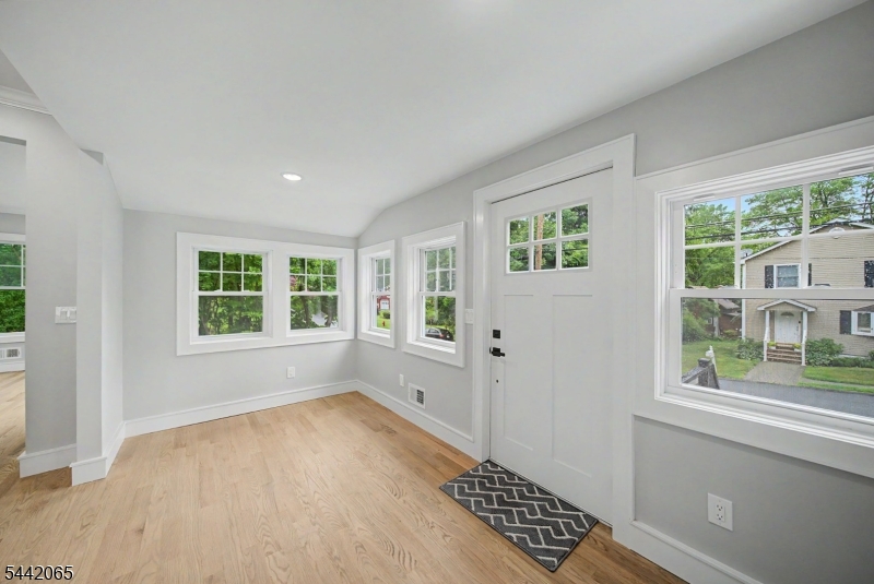 21 Willow Avenue Randolph NJ 07869