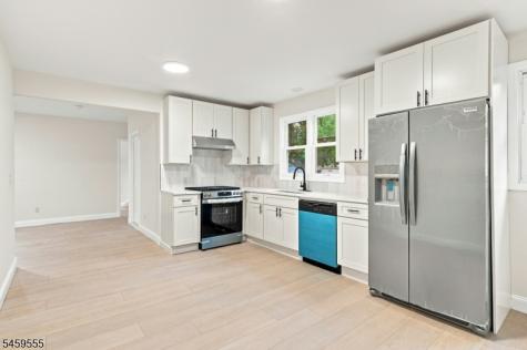 58 Wayne Avenue East Orange NJ 07018