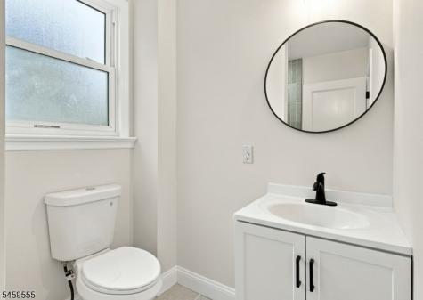 58 Wayne Avenue East Orange NJ 07018