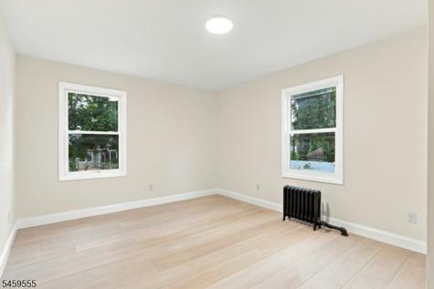 58 Wayne Avenue East Orange NJ 07018
