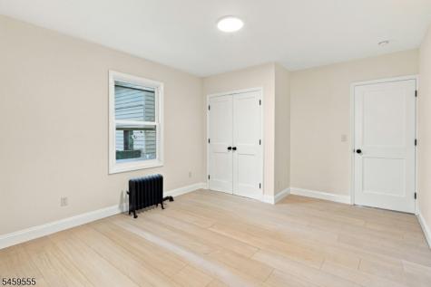 58 Wayne Avenue East Orange NJ 07018