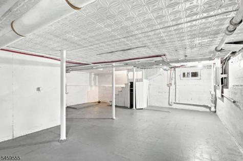 58 Wayne Avenue East Orange NJ 07018